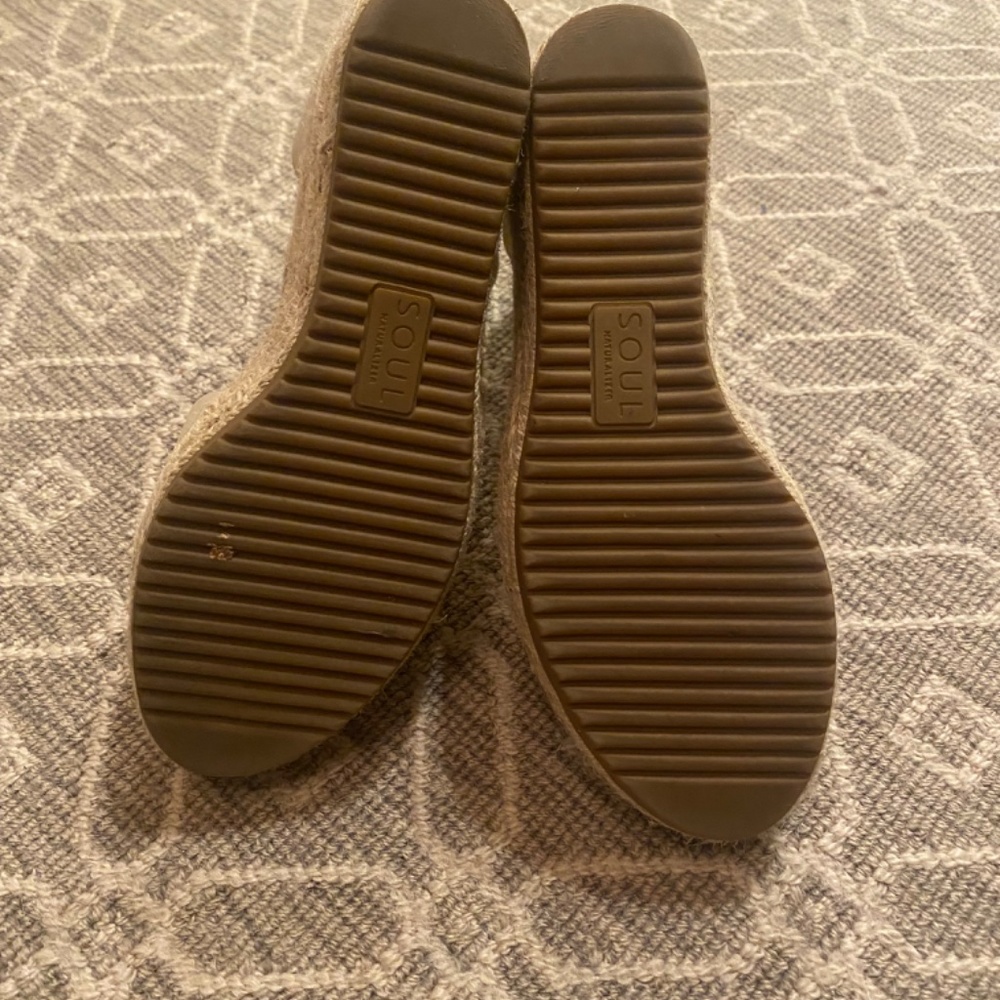 Naturalizer Soul size 6 wedge sandals - Picture 4 of 4
